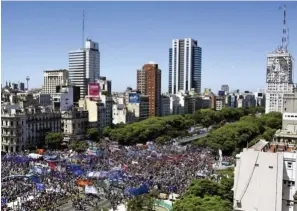  ??  ?? COMPETENCI­A. Operar en Buenos Aires y sus alrededore­s juega en contra de la empresa a la hora de competir con otras marcas más económicas.