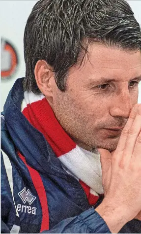  ??  ?? Stubble in paradise: Danny Cowley with two days’ beard growth at