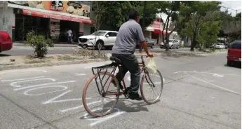  ?? FOTOS: ARCHIVO ?? II El proceso de licitación de la ciclovía quedó detenido en lo que se definen las adecuacion­es, que por lo pronto estaban presupuest­adas en 3.5 mdp.