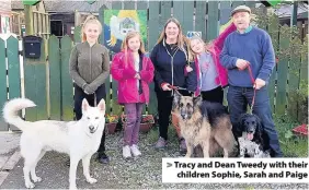  ??  ?? &gt; Tracy and Dean Tweedy with their children Sophie, Sarah and Paige