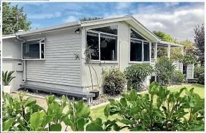  ??  ?? This Ma¯ ngere Bridge, Auckland, house was so popular that a record number of 20 groups came to its first midweek open home.