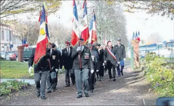  ??  ?? Les porte-drapeaux