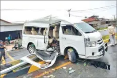  ?? FB ?? The aftermath of a traffic accident in Pursat province in September.