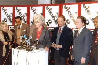  ??  ?? Mai Bell Hurley, Chattanoog­a Venture’s first board chairperso­n, speaks in 1985 to media and citizens about the state “wish list,” the five capital projects Hurley believed best reflected the community’s 40 Vision 2000 goals. Then-Tennessee Gov. Lamar...