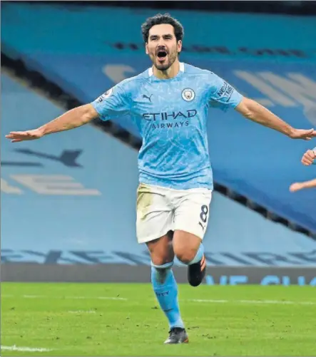  ??  ?? Gündogan celebra uno de sus goles en la victoria del Manchester City ante el Tottenham.