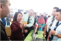  ??  ?? UNIT Pemandu Hospital Tuaran melalui Projek ET Fixator terpilih menerima Anugerah Khas Juri