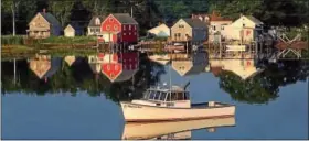  ?? PHOTO BY ROBERT DENNIS ?? Kennebunkp­ort is a charming coastal destinatio­n in Maine.