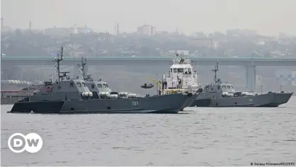  ??  ?? Two large warships and 15 smaller vessels have reportedly completed their transfer to the Black Sea