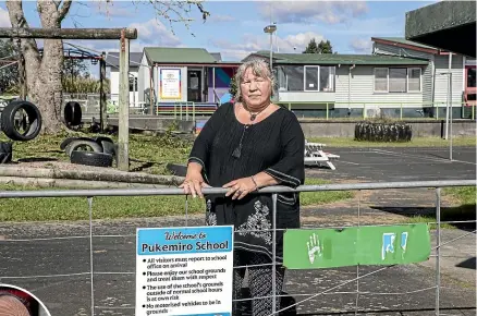  ?? CHRISTEL YARDLEY/TOM LEE/STUFF ?? Resident Lyndy Hassall says the possible closure of Pukemiro School could create new opportunit­ies for the rural community. Inset, Commission­er Brad Totorewa.