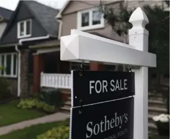 ?? ANDREW FRANCIS WALLACE/TORONTO STAR FILE PHOTO ?? One expert says it is possible that buyers who fear further rate hikes could jump into the housing market sooner than they would have otherwise, so they’re not faced with even higher loan costs later.