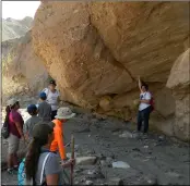  ??  ?? The Elsinore Fault line in the Coyote Mountains. COURTESY PHOTOS IVDM