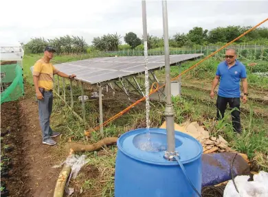  ??  ?? SOLAR-POWERED IRRIGATION PUMP – The Agri Component Corporatio­n showcased a solar-powered pump for irrigation in farms and gardens. Consisting of 30 panels of 70 watts each, the unit can draw water at the rate of three cubic meters per hour. The pump is...