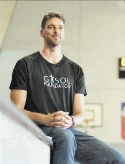  ?? // FUNDACIÓ PAU GASOL ?? Pau Gasol podría volver a vestir de azulgrana si se termina de concretar su fichaje hasta final de temporada