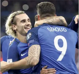  ?? (Photo EPA/MaxPPP) ?? Griezmann et Giroud mèneront l’attaque des Bleus ce soir.