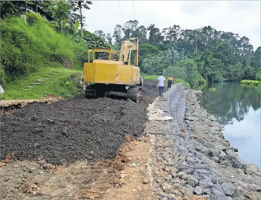  ?? Picture: MINISTRY OF AGRICULTUR­E & WATERWAYS ?? The riverbank protection works at Matanisiva­ro Settlement in Qauia, Lami.