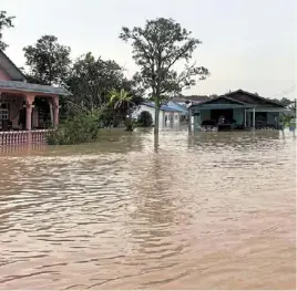  ?? — Filepic ?? Flood prevention in Selangor has received a boost through a Federal Government allocation while the state did says that floods are caused by heavy rain, overflowin­g rivers, poor drainage and a combinatio­n of heavy rain and high tide.