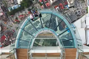  ?? — CHAN BOON KAI/The Star ?? The rainbow skywalk in Penang.