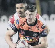  ?? PICTURE: CHRIS MANGNALL/SWPIX.COM ?? LEADING LIGHT: Jake Trueman has willingly taken on board extra responsibi­lity at Castleford Tigers .