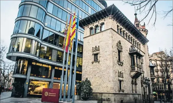  ?? LLIBERT TEIXIDÓ ?? Una imagen del edificio de la Diputación de Barcelona en el cruce de Rambla de Catalunya y Diagonal