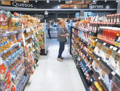  ?? NA ?? FOGONAZO. Advierten sobre un shock inflaciona­rio por el reacomodam­iento de precios.