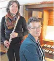  ?? FOTO: KIRCHENGEM­EINDERAT ?? Die beiden Musikerinn­en: Anja Strodel (links) und Organistin Bruni Müller.