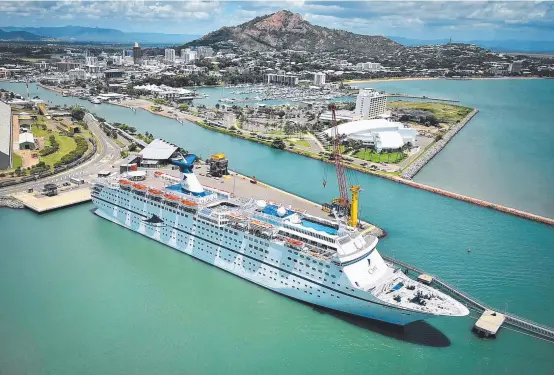  ?? Picture: ALIX SWEENEY ?? PORT OF CALL: The cruise ship Magellan docked in Townsville.