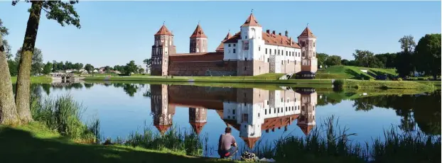  ?? Foto: Carsten Heinke ?? Unesco-Weltkultur­erbe: das Schloss in Mir