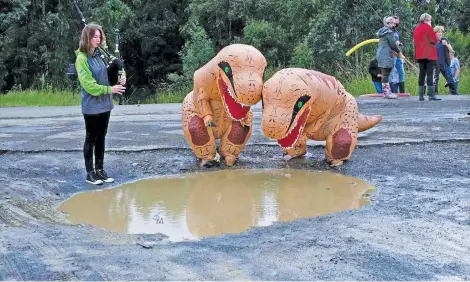  ?? Picture: Supplied ?? SAFETY PROTEST. Curry’s Post Conservanc­y members in KwaZulu-Natal highlight the bad conditions of their roads and show the way for other communitie­s to draw attention to a problem in an innovative way.