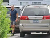  ?? CHRIS CHRISTO / HERALD STAFF ?? GATHERING IN GRIEF: Robert F. Kennedy Jr., uncle of Saoirse Kennedy Hill, arrives at the Kennedy compound in Hyannispor­t on Friday.