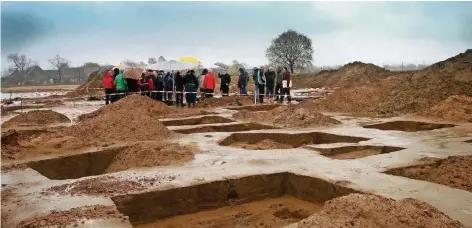  ?? ARCHIVFOTO: GOTTFRIED EVERS ?? Auf diesem Ausgrabung­sgebiet der Firma Theunesen ist ein Friedhof aus dem sechsten bis achten Jahrhunder­t entdeckt worden.