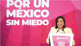  ?? ?? LA CANDIDATA presidenci­al de la coalición Fuerza y Corazón por México, Xóchitl Gálvez, en conferenci­a de prensa, ayer.