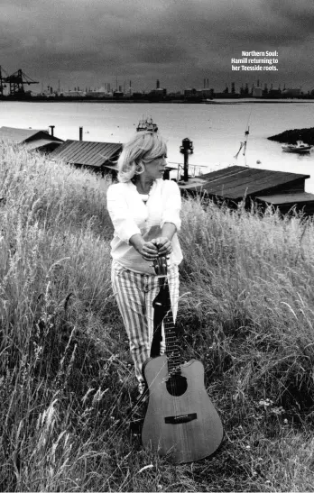  ??  ?? JOHN FOXX, UK, AUGUST 1980
NORTHERN SOUL: HAMILL RETURNING TO HER TEESSIDE ROOTS.