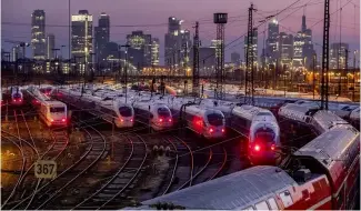  ?? ?? Trains are at a standstill across Germany.