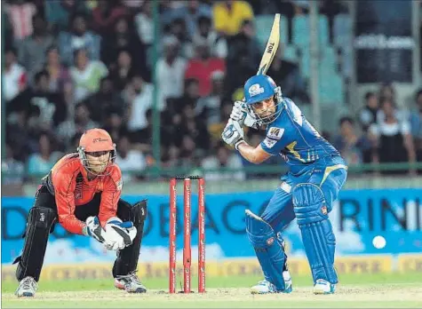  ?? MOHD ZAKIR/HT PHOTO ?? Rohit Sharma starred for the Mumbai Indians against the Perth Scorchers, leading his team to victory with an unbeaten half century on Wednesday.