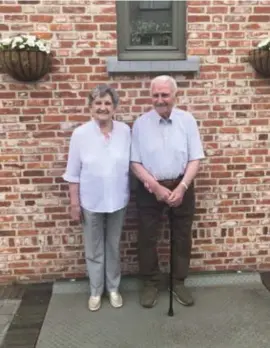  ?? FOTO RR ?? “Opa en oma hebben allebei in het ziekenhuis gelegen”, vertelt Yanne. “Opa is erdoor geraakt, maar oma is na één week overleden. Ze waren net geen zeventig jaar getrouwd.”