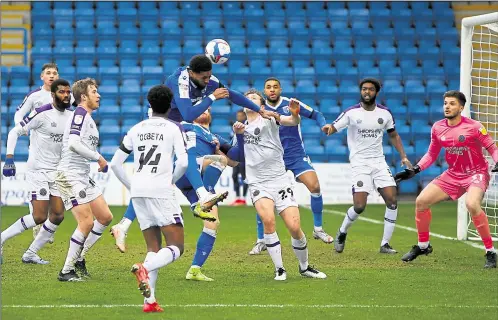  ?? Picture: Andy Jones ?? Gillingham’s Vadaine Oliver was named League 1’s player-of-the-month for March but Gills struggled in April