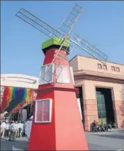  ?? HT PHOTO ?? ▪ A windmill’s model set up at the IGP.