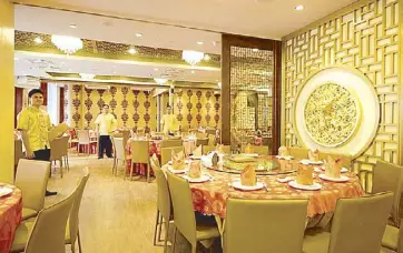  ??  ?? Modern China Restaurant in Glorietta 4 now boasts a modern/contempora­ry look.