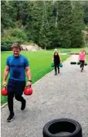  ?? FOTO: PRIVAT ?? Løping med kettlebell­s sto på programmet i Budz Team Challenge i Kristiansa­nd tidligere i september.