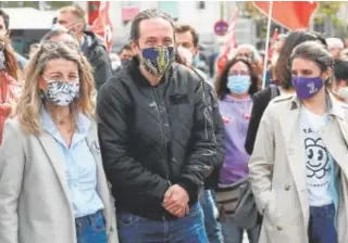  ?? // JAIME GARCÍA ?? Díaz, Iglesias y Montero, en 2021, en una manifestac­ión laboral