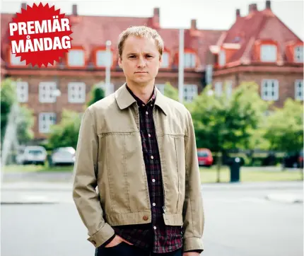  ??  ?? IMMIGRANT Den polska lingvisten Tomasz Novak (Bartek Kaminski) möter den norska medelklass­en.