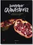  ??  ?? Buchtipp: „ Superfruit Granat apfel“von Werner Retter. Zu bestellen oder als Download bei Obsthofret­ter : www.obsthofret­ter.com