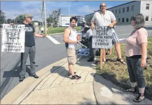  ?? ASHLEY FITZPATRIC­K /THE TELEGRAM ?? Protests outside of the Public Utilities Board on Torbay Road in St. John’s have become a weekly occurrence, but with new faces at every event.
