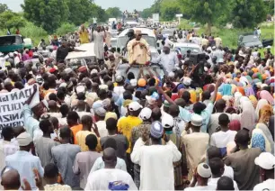  ??  ?? Senator Kabiru Ibrahim Gaya, former Kano State governor, addresses supporters during his tour of Sumaila Local Government Area of Kano State yesterday.