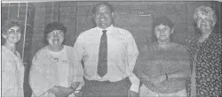  ?? FILE ?? Windsor Elementary School saw four teachers and a principal leave at the end of the 1993 school year. They were, from left, Audrey Koncovy, Bev Harvey, principal Doug Fraser, Doris Nichols and Yvonne Brown.