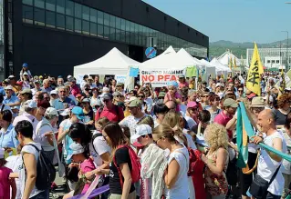  ?? ?? Proteste Una delle numerose manifestaz­ioni contro i Pfas e la Miteni di Trissino