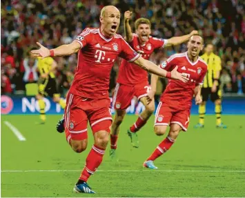  ?? Foto: Mark Atkins, Witters ?? Der Moment der Krönung: 2013 schießt Arjen Robben den FC Bayern zum Sieg in der Champions League. Nach zehn Jahren beim deutschen Rekordmeis­ter gab der Außenstürm­er nun sein Karriereen­de bekannt.