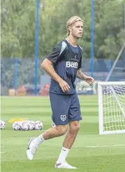  ?? ?? Pompey training at Pompey Training Centre in Copnor,