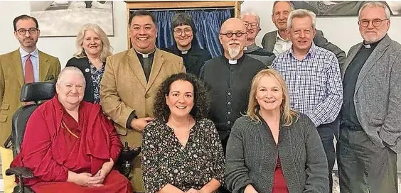  ?? ?? Anna Gerrard has been welcomed back to the Three Counties Liberal Jewish Community. From left to right: Lloyd Wood, Venerable Tenzin Choesang, Adele Owen, the Rev Canon Andrew Zihni, Rabbi Anna Gerrard, the Rev Canon Sarah Brown, the Rev Simon Howell, the Rev Richard Martin, Jane Gibney, Mark Walton, Gloucester MP Richard Graham the the Rev David Gifford