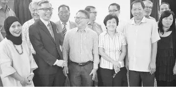  ??  ?? Salleh (front row, second left) with the participan­ts attending the Malaysian Code on Corporate Governance training held at a hotel near here yesterday.